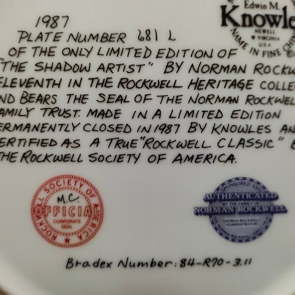 Knowles Plate Norman Rockwell Shadow Artist - Picture 2 of 2